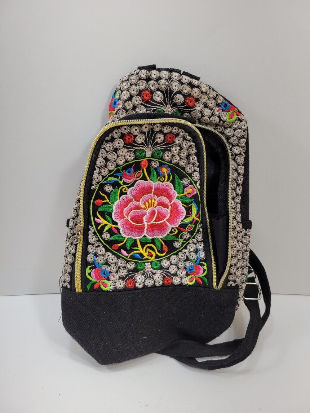 Vintage Women's Embroidered Floral Peonies Style Backpack Retro Student Bag